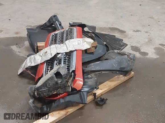 ✅ 2016 Toyota Tacoma SR • VIN: 5TFCZ5AN2GX007351 • Lot: 42365407. Listed on IAAI with 85,722 mi. Free auction sales archive from the USA and detailed vehicle history report at DreamBid. Image 12.