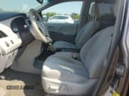 ✅ 2014 Toyota Sienna LE AAS • VIN: 5TDKK3DC7ES496377 • Lot: 80090825. Listed on Copart with 129,053 mi. Free auction sales archive from the USA and detailed vehicle history report at DreamBid. Image 7.