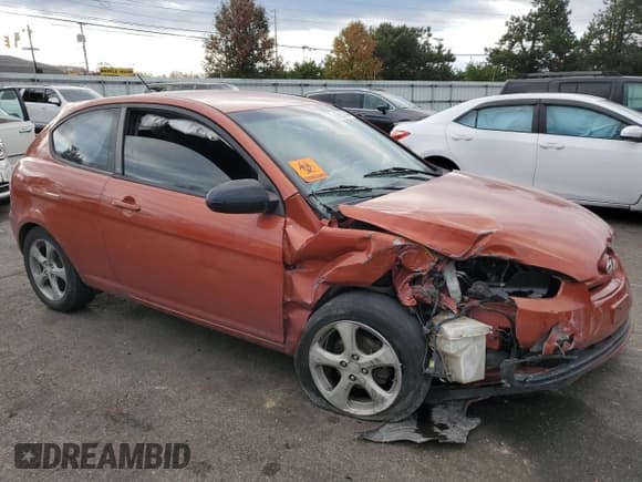 ✅ 2008 Hyundai Accent SE • VIN: KMHCN36C48U058968 • Лот: 79234444. Опубликован ранее на Copart с пробегом 167 820 миль. Бесплатный доступ к архиву аукционных продаж из США и подробный отчёт об истории автомобиля на DreamBid. Изображение 4.