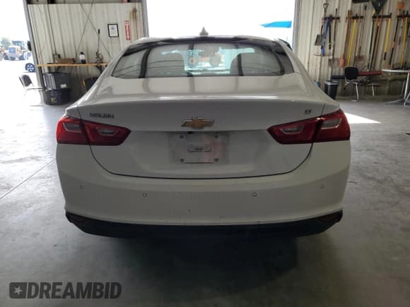 ✅ 2018 Chevrolet Malibu LT • VIN: 1G1ZD5STXJF124865 • Lot: 91227205. Listed on Copart with 73,625 mi. Free auction sales archive from the USA and detailed vehicle history report at DreamBid. Image 6.