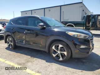 2016 Hyundai Tucson Sport z VIN KM8J33A26GU117867, wystawiony jako Copart lot #84020585 z przebiegiem 92 918 mil mil oraz Szkoda całkowita • Salvage title. Historia ofert i sprzedaży dostępna na DreamBid. Obrazek 4.