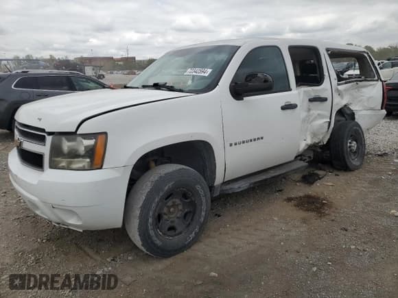 ✅ 2008 Chevrolet Suburban Commercial • VIN: 3GNGK26KX8G205112 • Lot: 72342594. Wystawiony na Copart z przebiegiem 157 327 mil. Bezpłatny archiwum sprzedaży aukcyjnych z USA i szczegółowy raport historii pojazdu na DreamBid. Zdjęcie 1.
