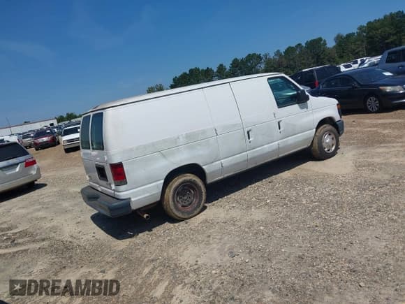 ✅ 2011 Ford Econoline Cargo Commercial • VIN: 1FTNE1EW3BDB39643 • Lot: 43095244. Listed on IAAI with 210,705 mi. Free auction sales archive from the USA and detailed vehicle history report at DreamBid. Image 4.