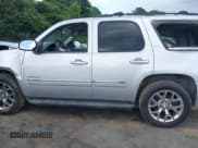 ✅ 2014 Chevrolet Tahoe LTZ • VIN: 1GNSCCE05ER124530 • Лот: 42702038. Опубликован ранее на IAAI с пробегом 167 569 миль. Бесплатный доступ к архиву аукционных продаж из США и подробный отчёт об истории автомобиля на DreamBid. Изображение 14.