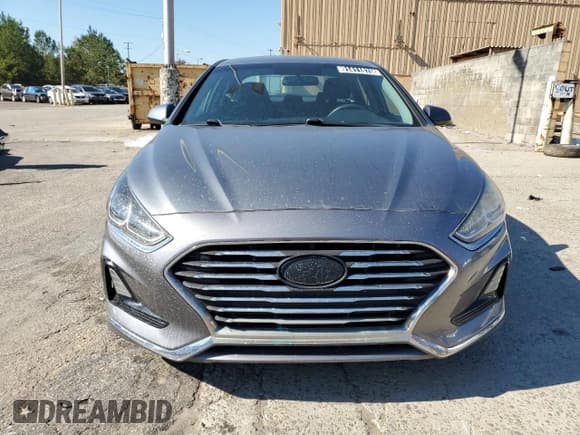 ✅ 2018 Hyundai Sonata SE • VIN: 5NPE24AF9JH693892 • Lot: 91411875. Wystawiony na Copart z przebiegiem 137 232 mil. Bezpłatny archiwum sprzedaży aukcyjnych z USA i szczegółowy raport historii pojazdu na DreamBid. Zdjęcie 5.