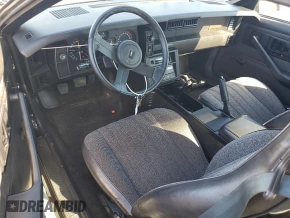 ✅ 1983 Chevrolet Camaro • VIN: 1G1AP877XDL138904 • Lot: 90881145. Listed on Copart with 253,285 mi. Free auction sales archive from the USA and detailed vehicle history report at DreamBid. Image 8.