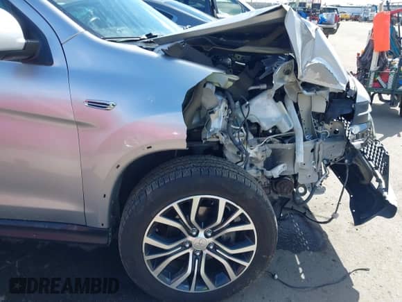 2018 Mitsubishi Outlander SE с VIN JA4AR3AW1JU005095, выставлен на аукционе IAAI как лот 41834921 с пробегом 127 137 миль миль и . История ставок и продаж доступна на DreamBid. Изображение 6.