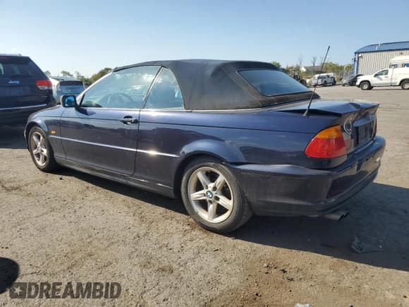 ✅ 2002 BMW 3 Series 325Ci • VIN: WBABS33462PG86557 • Lot: 80813875. Listed on Copart with 198,000 mi. Free auction sales archive from the USA and detailed vehicle history report at DreamBid. Image 2.