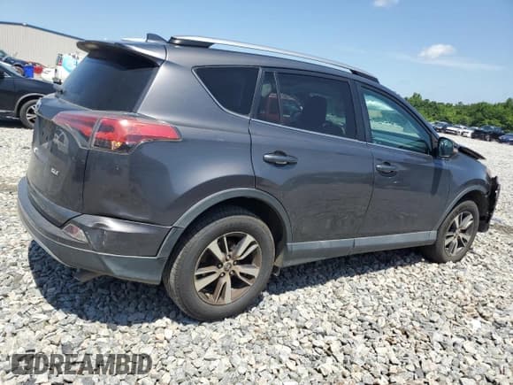 ✅ 2018 Toyota RAV4 XLE • VIN: 2T3WFREV2JW450330 • Lot: 57656175. Listed on Copart with 209,950 mi. Free auction sales archive from the USA and detailed vehicle history report at DreamBid. Image 3.