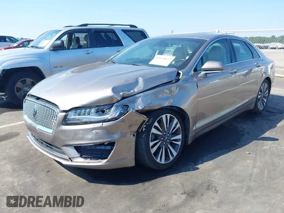 ✅ 2019 Lincoln MKZ Reserve II • VIN: 3LN6L5E95KR601926 • Lot: 43150623. Listed on IAAI with 110,077 mi. Free auction sales archive from the USA and detailed vehicle history report at DreamBid. Image 2.
