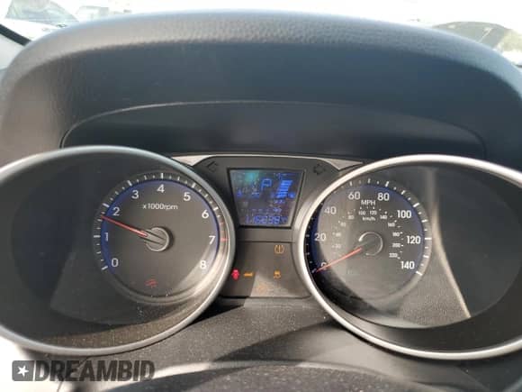 ✅ 2012 Hyundai Tucson GLS • VIN: KM8JU3AC1CU444399 • Lot: 70142214. Wystawiony na Copart z przebiegiem 116 038 mil mil. Skorzystaj z bezpłatnego archiwum sprzedaży aukcyjnych z USA i zobacz szczegółowy raport historii pojazdu na DreamBid. Zdjęcie 9.