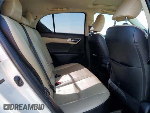 ✅ 2014 Lexus CT 200h • VIN: JTHKD5BH4E2194121 • Lot: 91862445. Wystawiony na Copart z przebiegiem 237 463 mil. Bezpłatny archiwum sprzedaży aukcyjnych z USA i szczegółowy raport historii pojazdu na DreamBid. Zdjęcie 11.