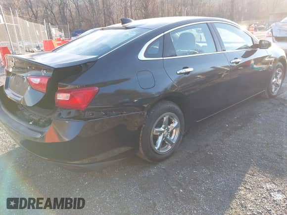 2016 Chevrolet Malibu LS с VIN 1G1ZC5ST0GF188408, выставлен на аукционе IAAI как лот 41375095 с пробегом 129 630 миль миль и . История ставок и продаж доступна на DreamBid. Изображение 4.