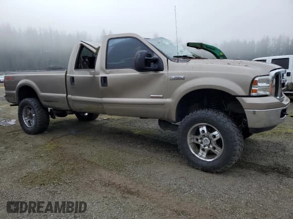 ✅ 2007 Ford F-350 XL • VIN: 1FTWW31P77EB07677 • Лот: 82783214. Опубликован ранее на Copart с пробегом 186 376 миль. Бесплатный доступ к архиву аукционных продаж из США и подробный отчёт об истории автомобиля на DreamBid. Изображение 4.