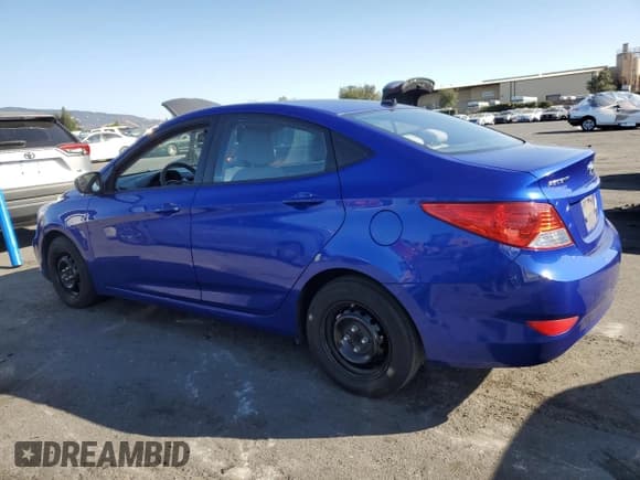 ✅ 2013 Hyundai Accent GLS • VIN: KMHCT4AE7DU548304 • Лот: 80084254. Опубликован ранее на Copart с пробегом 98 762 миль. Бесплатный доступ к архиву аукционных продаж из США и подробный отчёт об истории автомобиля на DreamBid. Изображение 2.