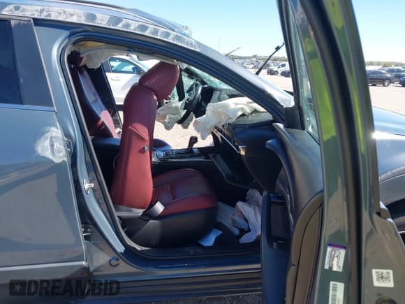 ✅ 2022 Mazda CX-30 S Carbon Edition • VIN: 3MVDMBCL3NM432723 • Lot: 43591586. Listed on IAAI with Not provided. Free auction sales archive from the USA and detailed vehicle history report at DreamBid. Image 5.