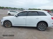 ✅ 2018 Audi Q7 Premium Plus • VIN: WA1LHAF73JD031666 • Lot: 42400628. Wystawiony na IAAI z przebiegiem 116 204 mil. Bezpłatny archiwum sprzedaży aukcyjnych z USA i szczegółowy raport historii pojazdu na DreamBid. Zdjęcie 14.