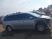 ✅ 2013 Toyota Sienna XLE AAS • VIN: 5TDYK3DC0DS306430 • Лот: 43016368. Опубликован ранее на IAAI с пробегом 194 382 миль. Бесплатный доступ к архиву аукционных продаж из США и подробный отчёт об истории автомобиля на DreamBid. Изображение 14.