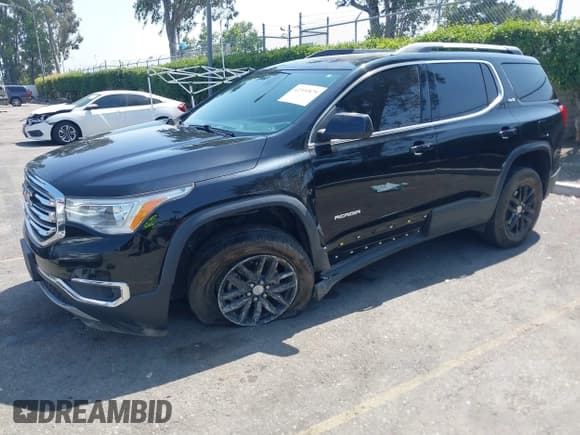 ✅ 2019 GMC Acadia SLE • VIN: 1GKKNLLS3KZ238890 • Lot: 42391875. Wystawiony na IAAI z przebiegiem 104 458 mil. Bezpłatny archiwum sprzedaży aukcyjnych z USA i szczegółowy raport historii pojazdu na DreamBid. Zdjęcie 2.