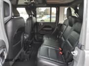 ✅ 2019 Jeep Wrangler Unlimited Sahara • VIN: 1C4HJXEN6KW683089 • Lot: 44084315. Wystawiony na Copart z przebiegiem 51 987 mil. Bezpłatny archiwum sprzedaży aukcyjnych z USA i szczegółowy raport historii pojazdu na DreamBid. Zdjęcie 11.