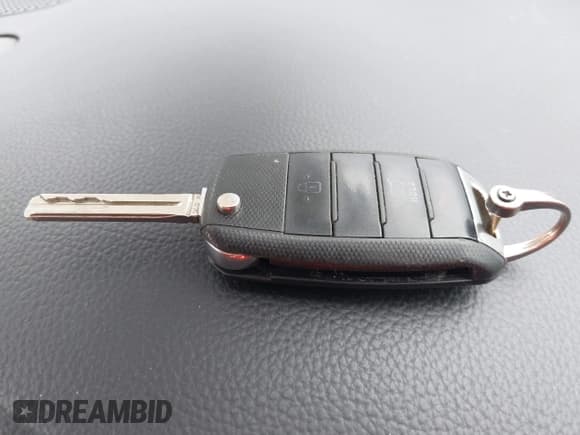 ✅ 2014 Kia Optima LX • VIN: 5XXGM4A75EG301889 • Lot: 42303398. Listed on IAAI with 165,819 mi. Free auction sales archive from the USA and detailed vehicle history report at DreamBid. Image 11.