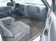 ✅ 1999 Chevrolet S-10 LS • VIN: 1GCCS14X4XK209003 • Lot: 41444567. Listed on IAAI with 202,156 mi. Free auction sales archive from the USA and detailed vehicle history report at DreamBid. Image 5.