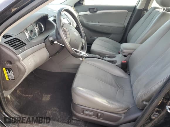 ✅ 2009 Hyundai Sonata Limited • VIN: 5NPEU46F29H450987 • Лот: 84093924. Опубликован ранее на Copart с пробегом 166 258 миль. Бесплатный доступ к архиву аукционных продаж из США и подробный отчёт об истории автомобиля на DreamBid. Изображение 7.