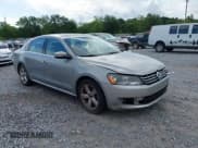 ✅ 2013 Volkswagen Passat SE • VIN: 1VWBP7A32DC009080 • Лот: 42497133. Опубликован ранее на IAAI с пробегом 177 743 миль. Бесплатный доступ к архиву аукционных продаж из США и подробный отчёт об истории автомобиля на DreamBid. Изображение 1.