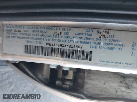 ✅ 1999 Volkswagen Golf • VIN: 3VWJA81HXXM215507 • Лот: 41391464. Опубликован ранее на IAAI с пробегом 167 875 миль. Бесплатный доступ к архиву аукционных продаж из США и подробный отчёт об истории автомобиля на DreamBid. Изображение 9.