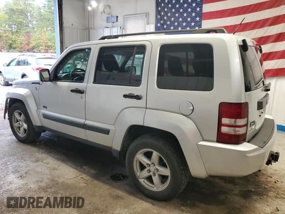 ✅ 2009 Jeep Liberty Rocky Mountain • VIN: 1J8GN28K49W544974 • Lot: 82368855. Wystawiony na Copart z przebiegiem 166 073 mil. Bezpłatny archiwum sprzedaży aukcyjnych z USA i szczegółowy raport historii pojazdu na DreamBid. Zdjęcie 2.