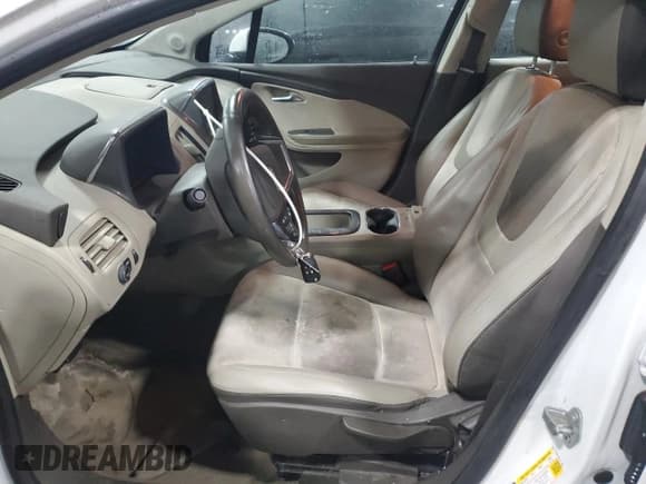 ✅ 2015 Chevrolet Volt • VIN: 1G1RD6E40FU141056 • Лот: 55575585. Опубликован ранее на Copart с пробегом 176 449 миль. Бесплатный доступ к архиву аукционных продаж из США и подробный отчёт об истории автомобиля на DreamBid. Изображение 7.