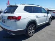 ✅ 2021 Volkswagen Atlas SE • VIN: 1V2DP2CA5MC591104 • Lot: 41992960. Wystawiony na IAAI z przebiegiem 47 728 mil. Bezpłatny archiwum sprzedaży aukcyjnych z USA i szczegółowy raport historii pojazdu na DreamBid. Zdjęcie 4.