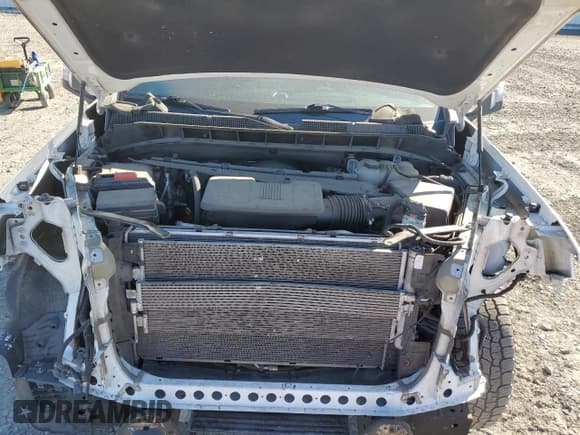 ✅ 2021 Chevrolet Silverado 1500 LT • VIN: 1GCUYDEDXMZ114747 • Lot: 72646344. Wystawiony na Copart z przebiegiem 75 273 mil. Bezpłatny archiwum sprzedaży aukcyjnych z USA i szczegółowy raport historii pojazdu na DreamBid. Zdjęcie 11.