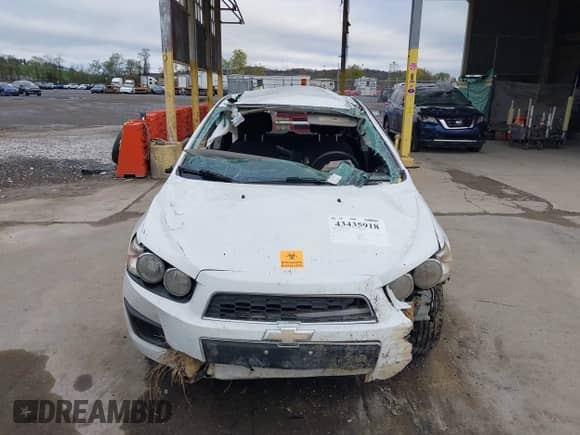 2014 Chevrolet Sonic LT с VIN 1G1JC6SH4E4201054, выставлен на аукционе IAAI как лот 43435918 с пробегом 192 964 миль миль и . История ставок и продаж доступна на DreamBid. Изображение 12.