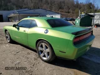 ✅ 2010 Dodge Challenger SE • VIN: 2B3CJ4DV7AH235419 • Lot: 44607485. Wystawiony na Copart z przebiegiem 179 938 mil. Bezpłatny archiwum sprzedaży aukcyjnych z USA i szczegółowy raport historii pojazdu na DreamBid. Zdjęcie 2.