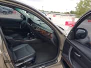 ✅ 2011 BMW 3 Series 328i xDrive • VIN: WBAPK5C57BF121988 • Lot: 43082547. Listed on IAAI with 162,437 mi. Free auction sales archive from the USA and detailed vehicle history report at DreamBid. Image 5.