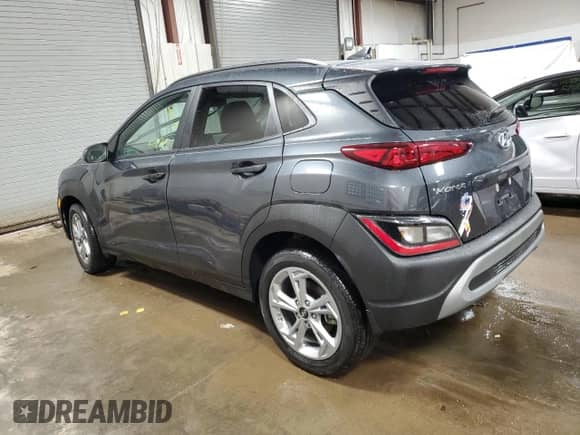2022 Hyundai Kona SEL z VIN KM8K6CAB3NU831383, wystawiony jako Copart lot #69302932 z przebiegiem 5 052 mil mil oraz . Historia ofert i sprzedaży dostępna na DreamBid. Obrazek 2.