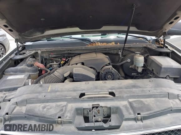 ✅ 2007 Chevrolet Suburban LTZ • VIN: 1GNFC16017R404954 • Lot: 42802130. Listed on IAAI with 106,124 mi. Free auction sales archive from the USA and detailed vehicle history report at DreamBid. Image 10.