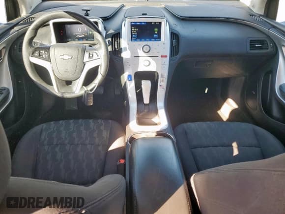 ✅ 2013 Chevrolet Volt • VIN: 1G1RC6E4XDU135040 • Лот: 91716525. Опубликован ранее на Copart с пробегом 158 697 миль. Бесплатный доступ к архиву аукционных продаж из США и подробный отчёт об истории автомобиля на DreamBid. Изображение 8.