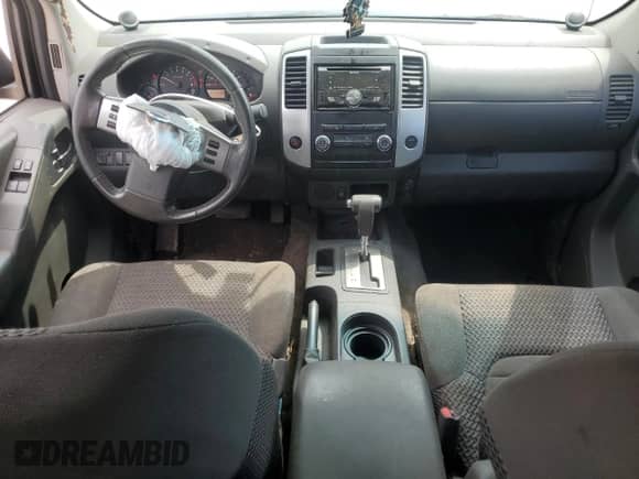 2011 Nissan Frontier SV z VIN 1N6AD0CU0BC416054, wystawiony jako Copart lot #68251425 z przebiegiem 189 116 mil mil oraz Szkoda całkowita • Salvage title. Historia ofert i sprzedaży dostępna na DreamBid. Obrazek 8.