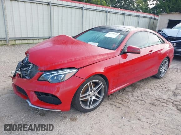 ✅ 2016 Mercedes-Benz E 400 • VIN: WDDKJ6FBXGF323955 • Lot: 42738901. Listed on IAAI with 65,751 mi. Free auction sales archive from the USA and detailed vehicle history report at DreamBid. Image 17.