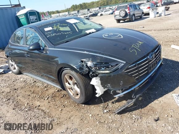 ✅ 2020 Hyundai Sonata SE • VIN: 5NPEG4JA5LH004701 • Лот: 43003391. Опубликован ранее на IAAI с пробегом 65 941 миль. Бесплатный доступ к архиву аукционных продаж из США и подробный отчёт об истории автомобиля на DreamBid. Изображение 1.