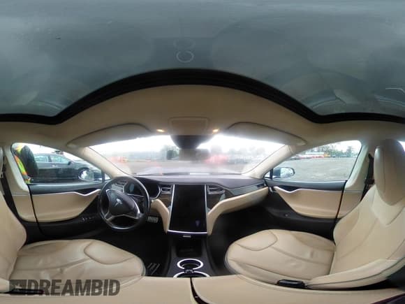 ✅ 2014 Tesla Model S P85D • VIN: 5YJSA1H25EFP64940 • Lot: 43307347. Wystawiony na IAAI z przebiegiem 132 802 mil. Bezpłatny archiwum sprzedaży aukcyjnych z USA i szczegółowy raport historii pojazdu na DreamBid. Zdjęcie 18.