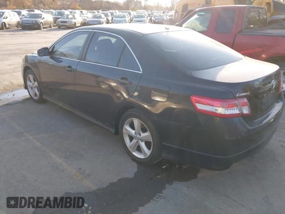 ✅ 2010 Toyota Camry LE • VIN: 4T1BF3EK2AU086761 • Lot: 43735447. Listed on IAAI with 225,655 mi. Free auction sales archive from the USA and detailed vehicle history report at DreamBid. Image 3.