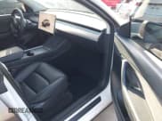 ✅ 2022 Tesla Model Y Performance • VIN: 7SAYGDEF6NF511484 • Lot: 43528941. Listed on IAAI with 88,929 mi. Free auction sales archive from the USA and detailed vehicle history report at DreamBid. Image 5.