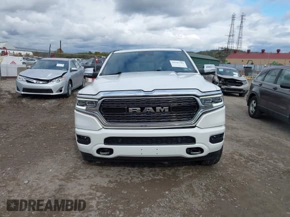 ✅ 2019 Ram 1500 Limited • VIN: 1C6SRFHT6KN765095 • Lot: 43543782. Listed on IAAI with 67,527 mi. Free auction sales archive from the USA and detailed vehicle history report at DreamBid. Image 13.