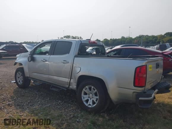 ✅ 2018 Chevrolet Colorado 4WD LT • VIN: 1GCGTCEN0J1100848 • Лот: 43139895. Опубликован ранее на IAAI с пробегом Не указан. Бесплатный доступ к архиву аукционных продаж из США и подробный отчёт об истории автомобиля на DreamBid. Изображение 14.