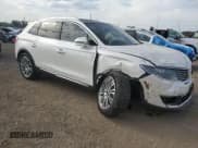✅ 2016 Lincoln MKX Reserve • VIN: 2LMTJ6LR8GBL53988 • Лот: 81901095. Опубликован ранее на Copart с пробегом 146 859 миль. Бесплатный доступ к архиву аукционных продаж из США и подробный отчёт об истории автомобиля на DreamBid. Изображение 4.
