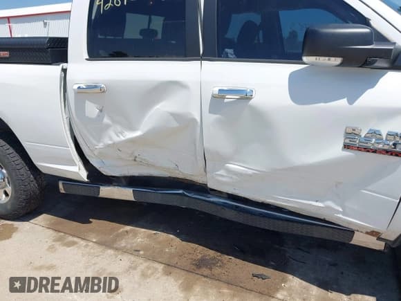 ✅ 2013 Ram 2500 Big Horn • VIN: 3C6TR5DT7DG598794 • Lot: 42815753. Listed on IAAI with 117,311 mi. Free auction sales archive from the USA and detailed vehicle history report at DreamBid. Image 6.