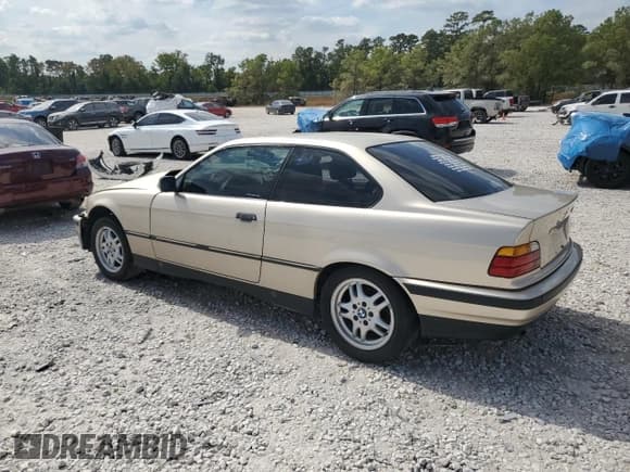 ✅ 1992 BMW 3 Series • VIN: WBABE5315NJA01514 • Lot: 76511324. Listed on Copart with Not provided. Free auction sales archive from the USA and detailed vehicle history report at DreamBid. Image 2.